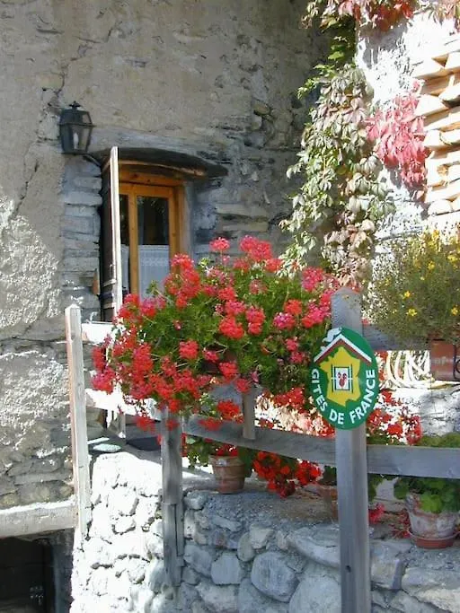 Holiday home Petit Chalet De Montagne Mizoen France